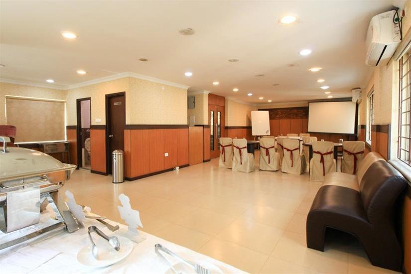 Moments Hotel Calcuta Exterior foto